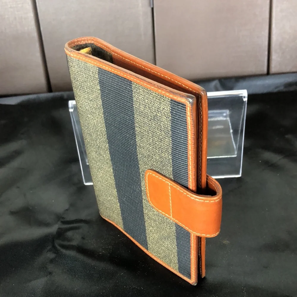 FENDI PEQUIN PECAN Striped Agenda Planner Passport Holder CC Wallet Binder MINT